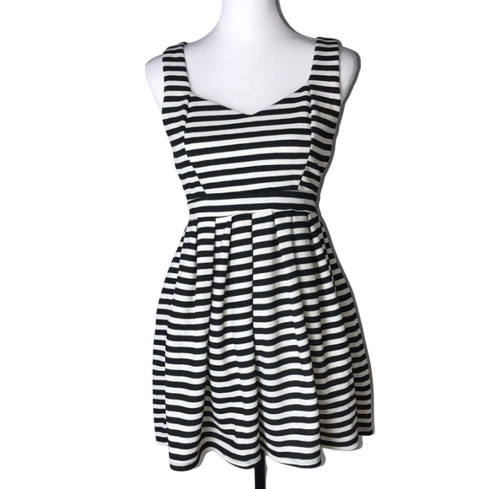 Poof Couture Heart Cutout Striped Fit Flare Black White Womens Small